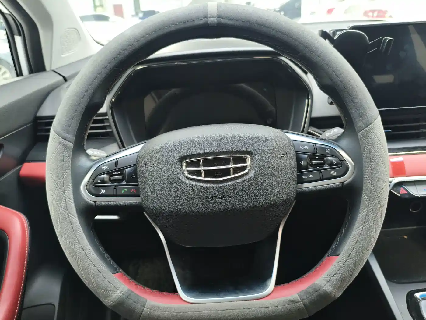 Photo 12 - Geely Emgrand S