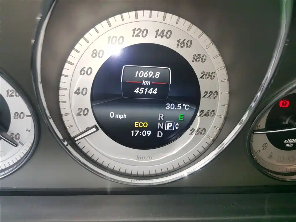 Mercedes-Benz GLK-Class 2014 GLK 200 Standard фото 9