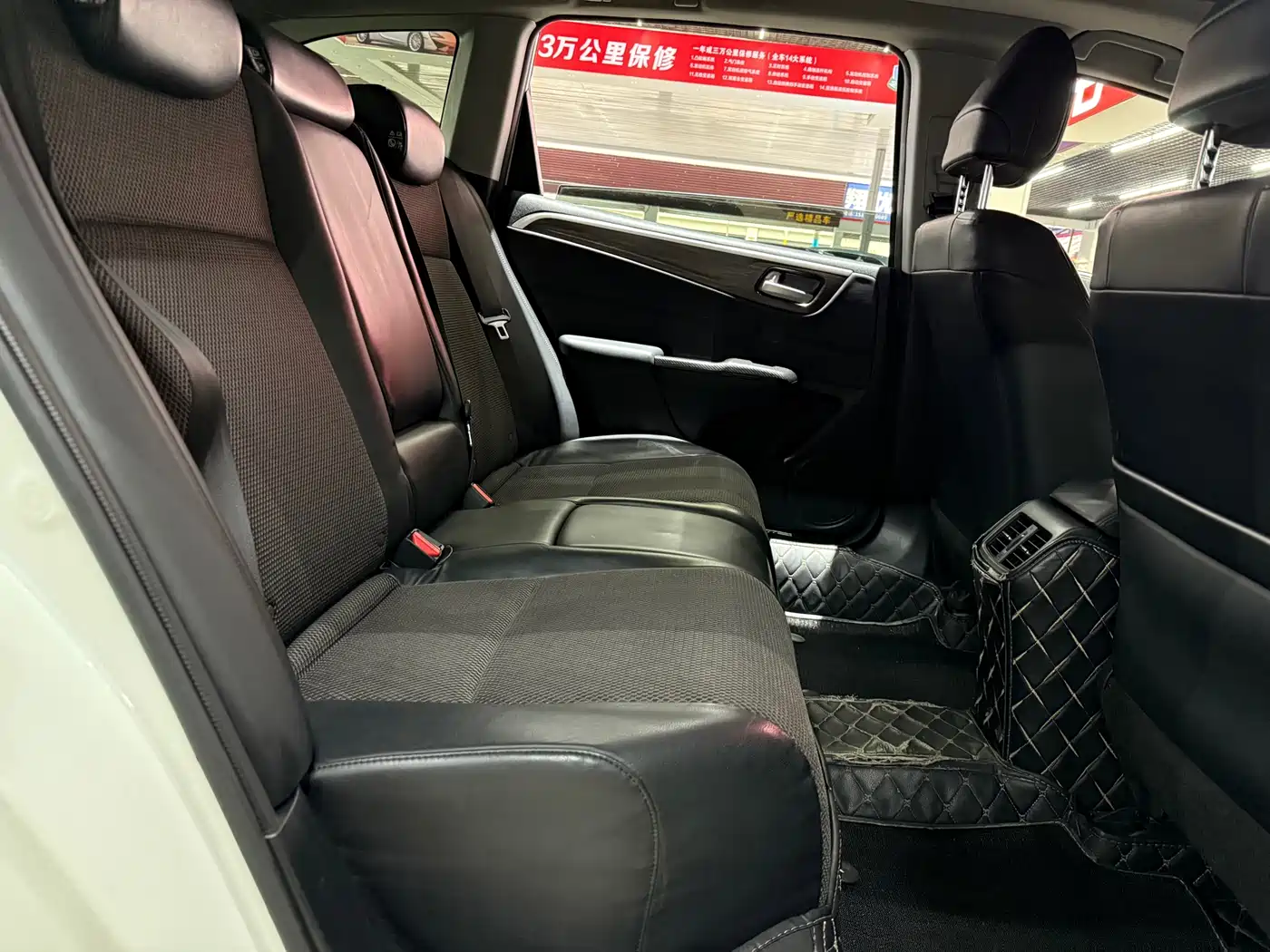 Honda Jade 2018 2017 1.8L Automatic Comfort Edition 5-seater