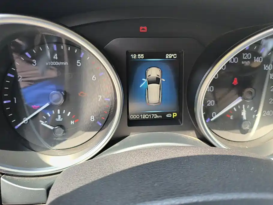 Haval H8 2017 2015 2.0T AWD Comfort