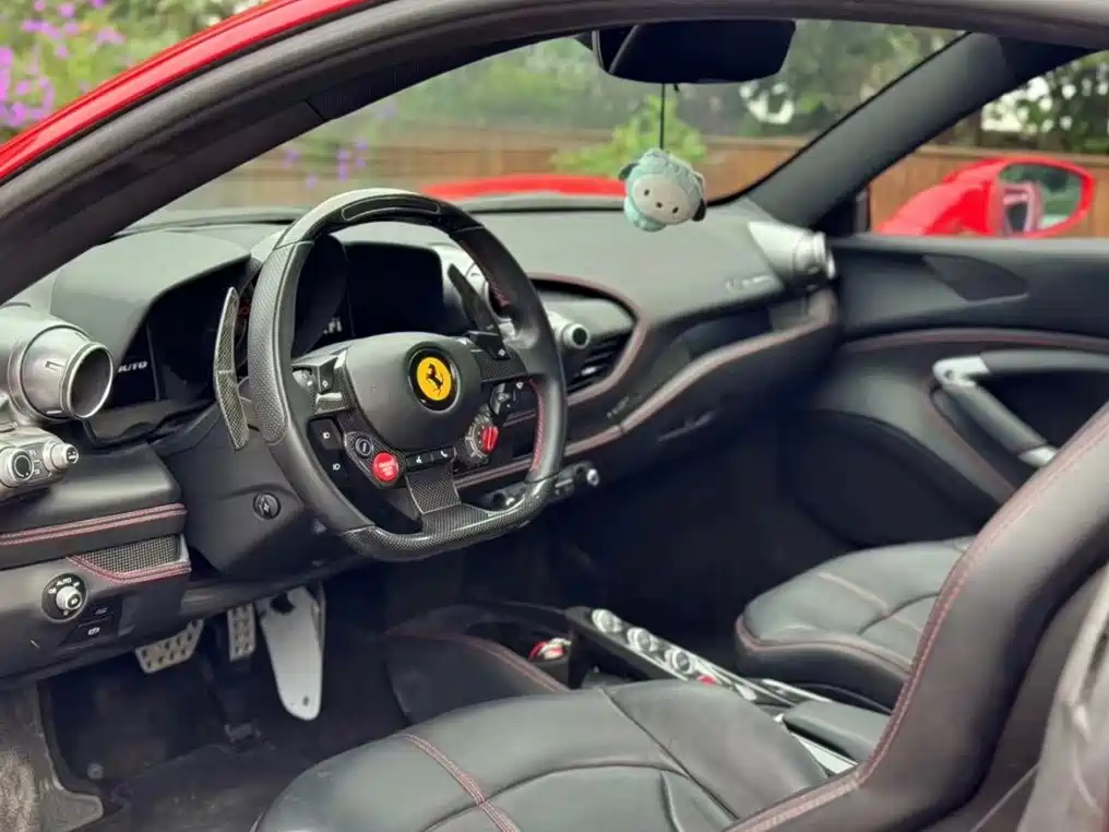 Ferrari F8 2021 2019 Tributo 3.9T V8