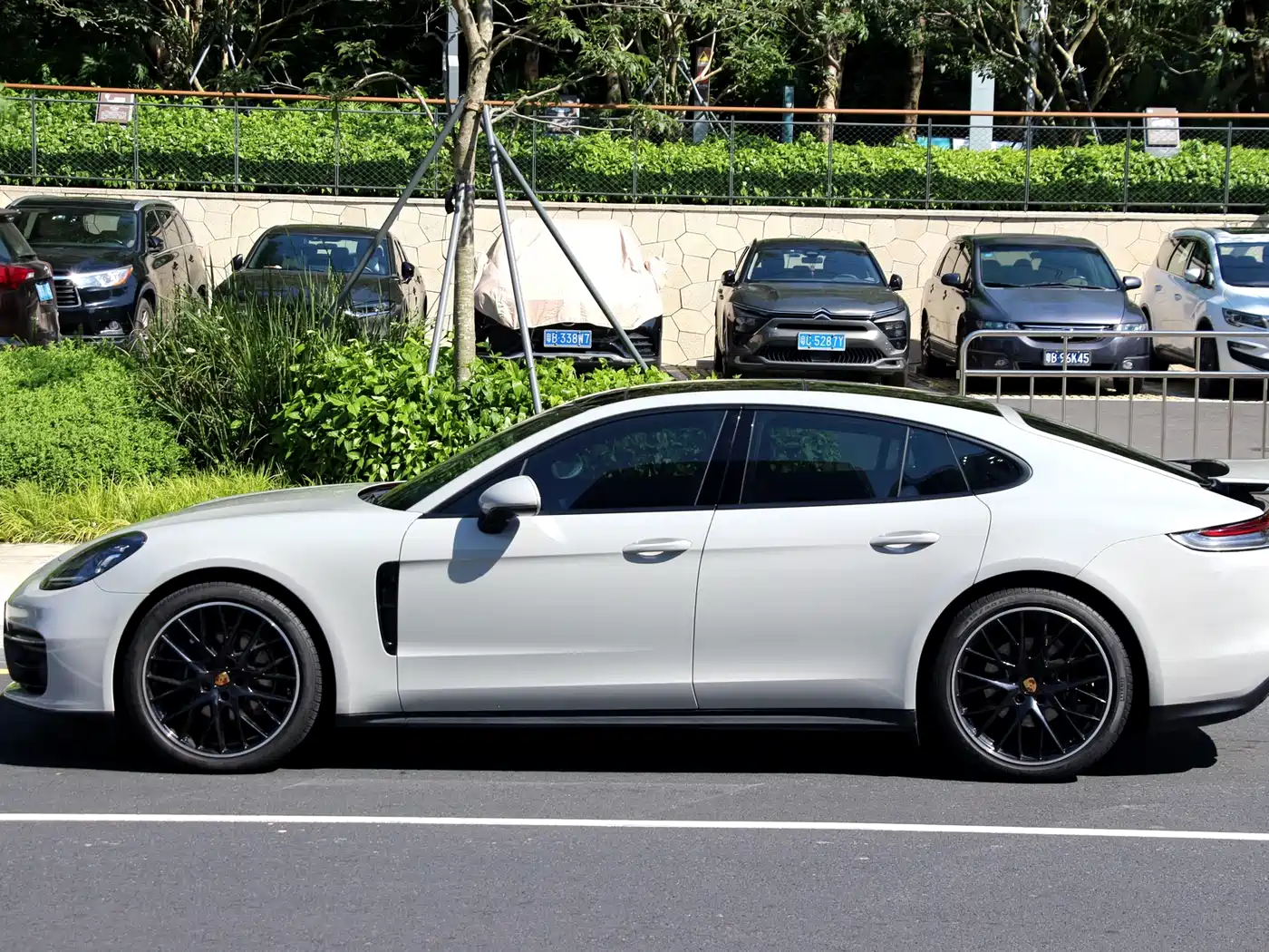 Porsche Panamera 2021 Model Panamera 2.9T фото 5