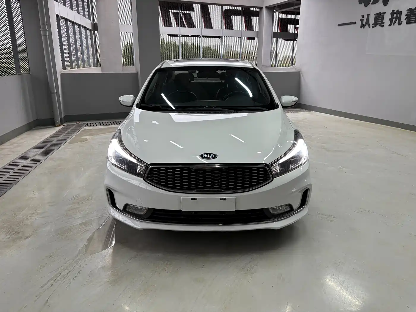 Фото 2 - Kia K3