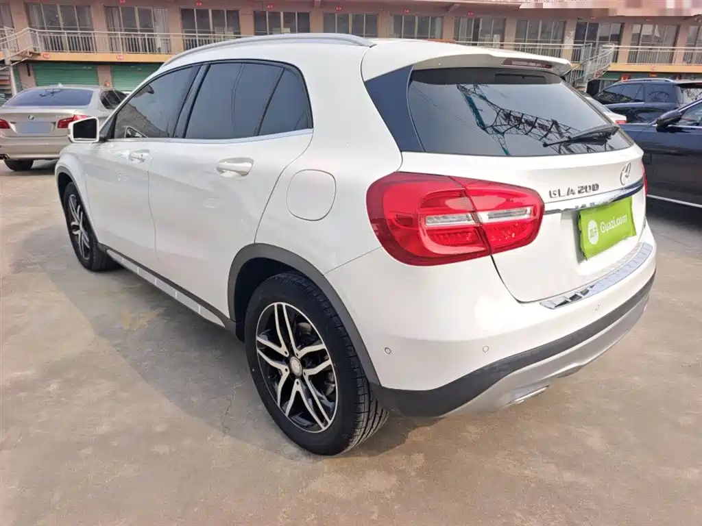 Mercedes-Benz GLA 2016 GLA 200 Fashion фото 5