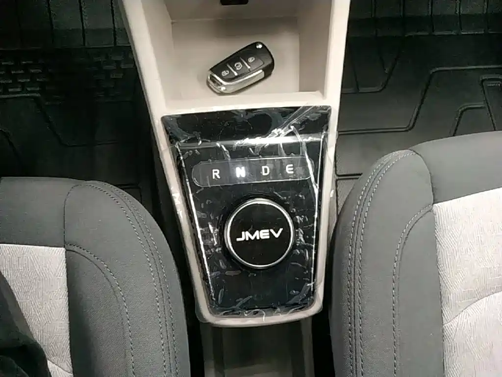JMCG New Energy Little Kirin 2025 2025 PLUS+ Comfort Model