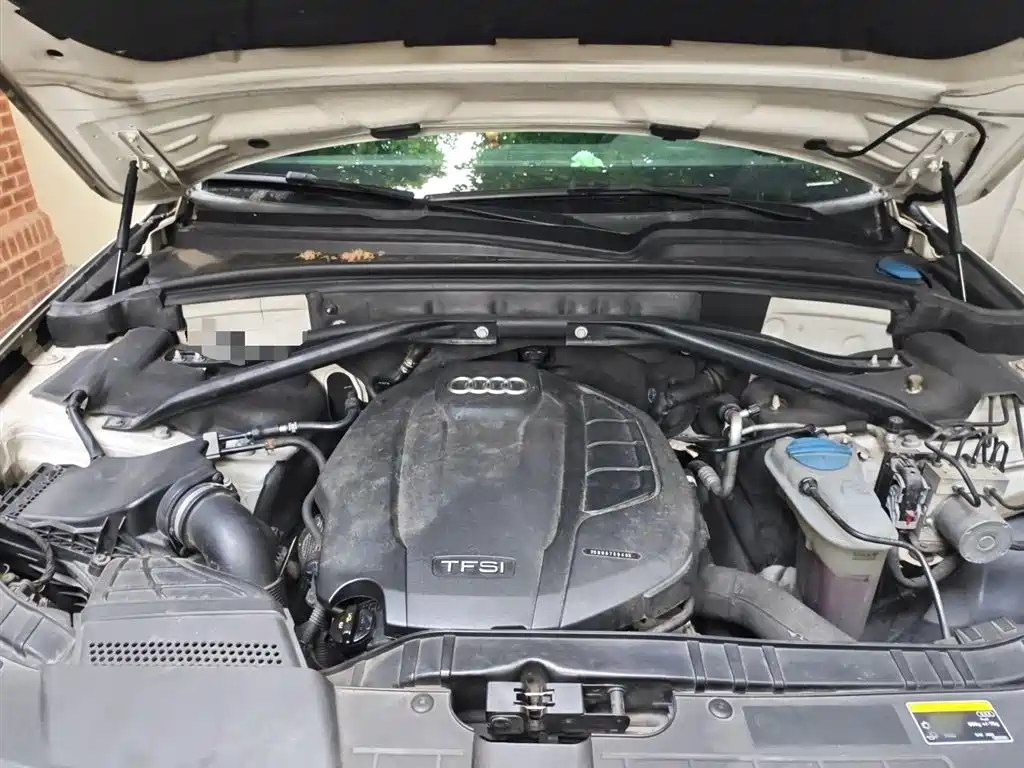 Audi Q5 2015 40 TFSI Technology фото 11