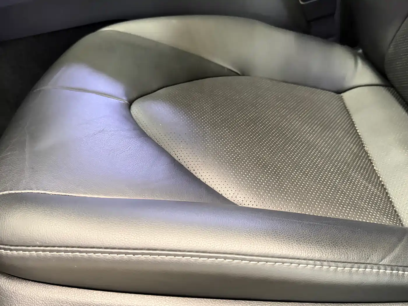 Toyota Camry 2021 2.5S Feng Shang Edition фото 6