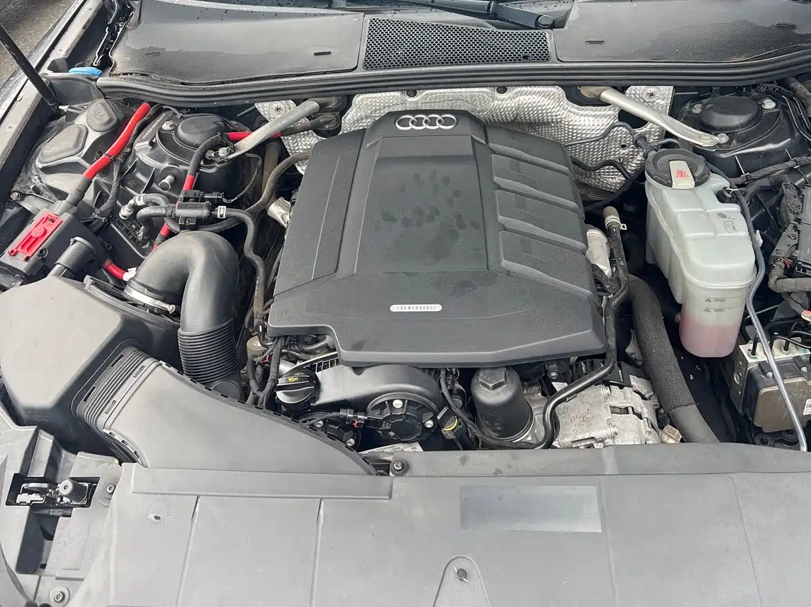 Photo 13 - Audi A6L