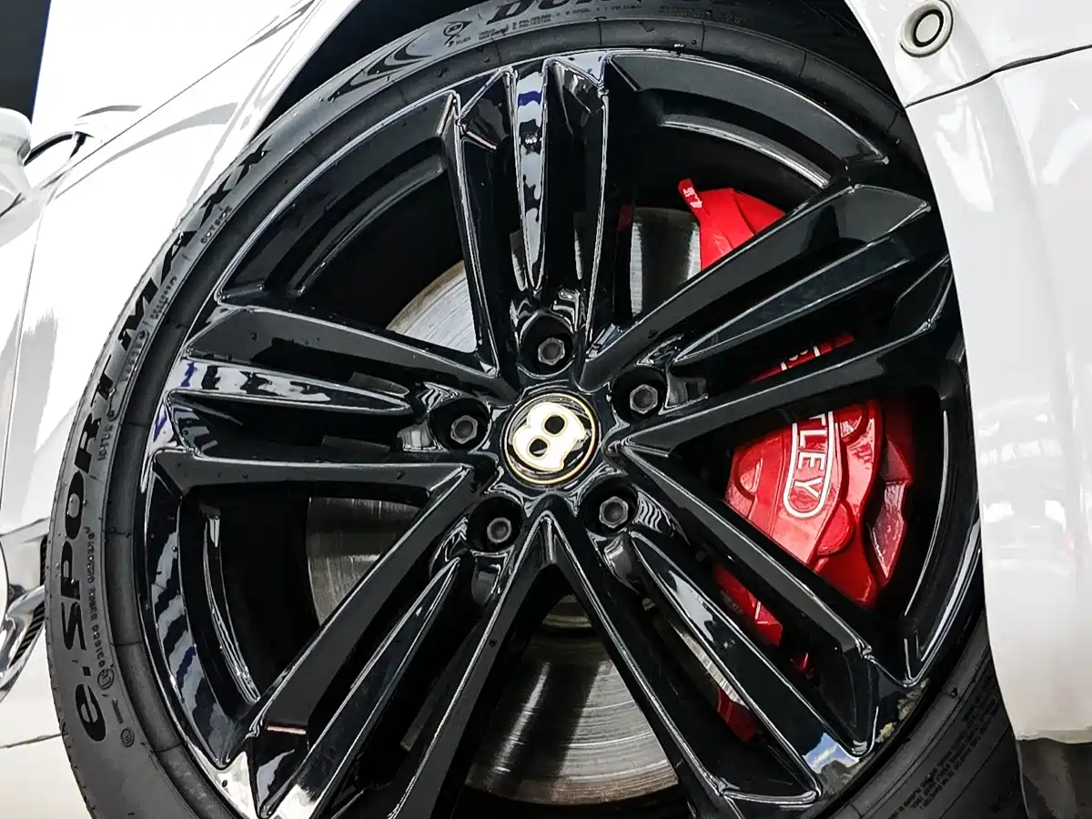 Photo 4 - Bentley Continental