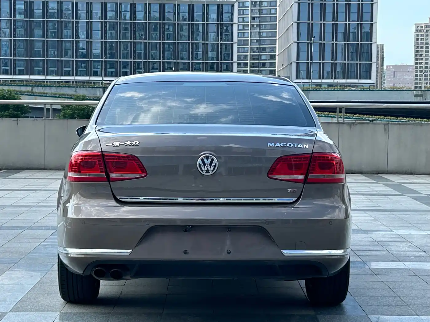 Photo 5 - Volkswagen Magotan