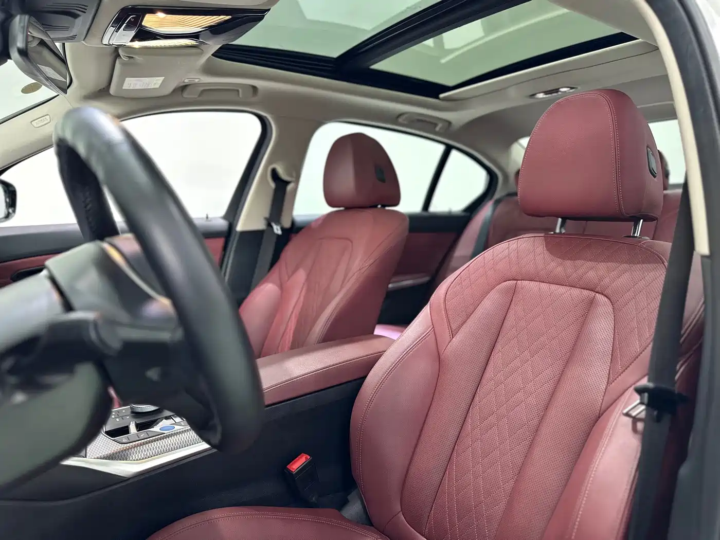 BMW i3 2023 eDrive 40 L Shadowline Package фото 29