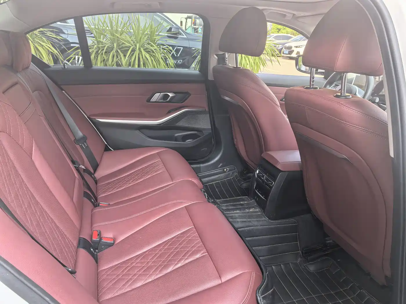 BMW 3 Series 2023 325Li M Sport Package фото 10