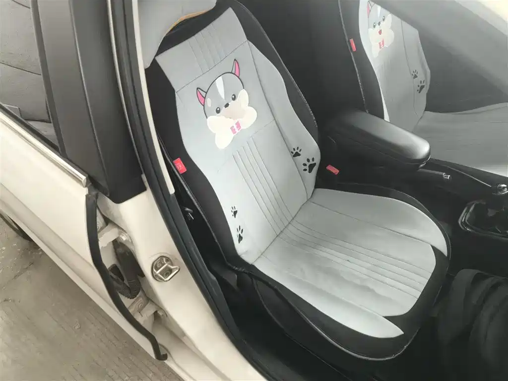 Volkswagen Jetta 2017 1.5L Manual Comfort фото 20