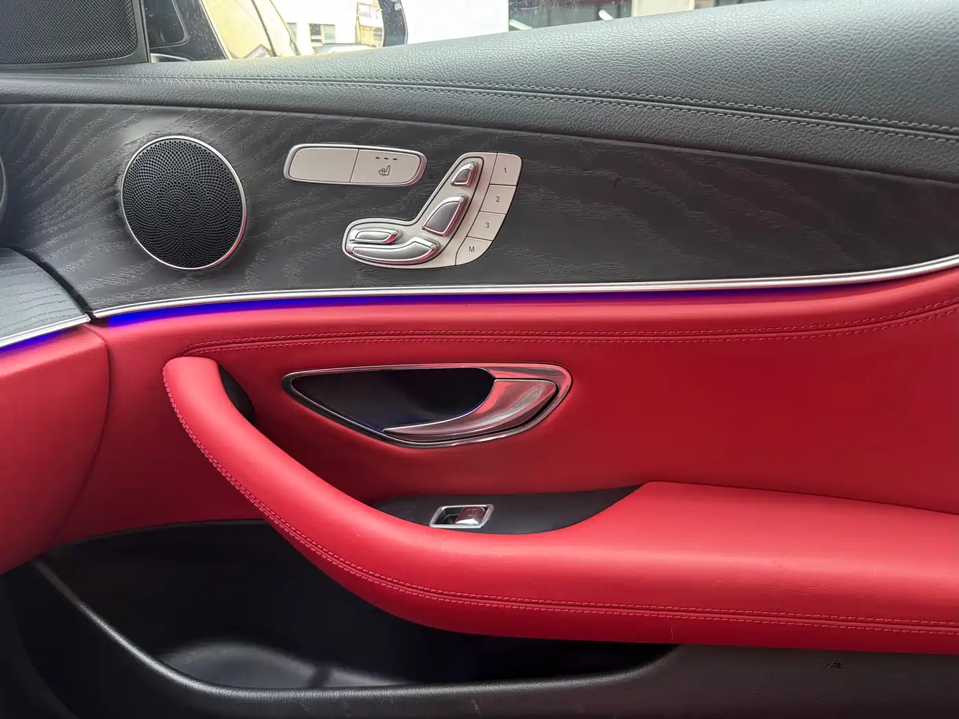 Mercedes-Benz E-Class 2016 E 300 L Sport Fashion Type фото 25