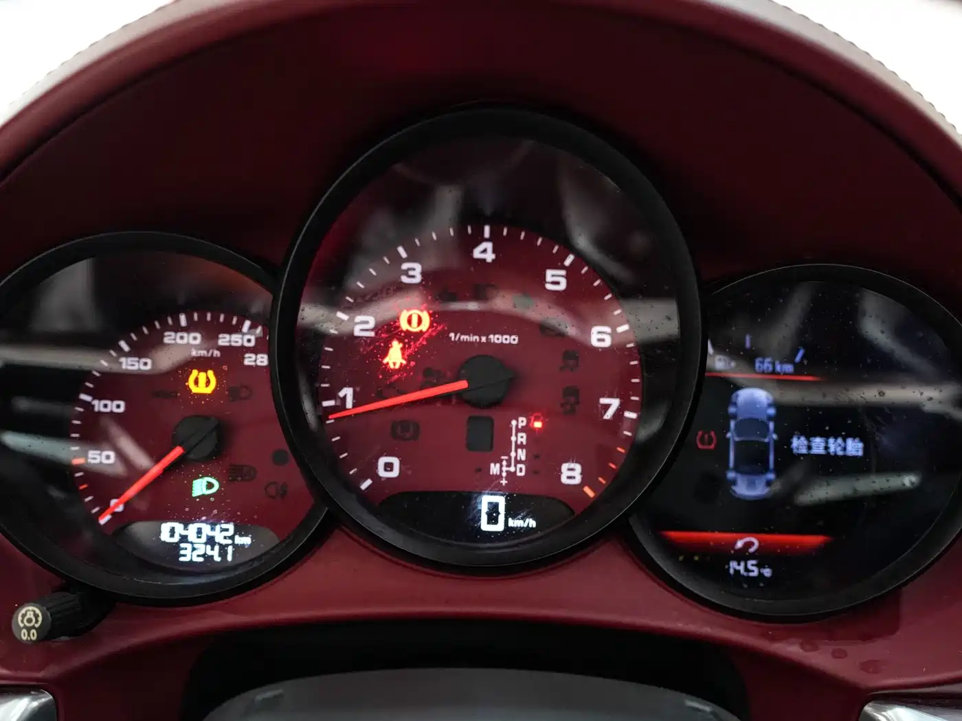Porsche 718 2018 Boxster 2.0T фото 16