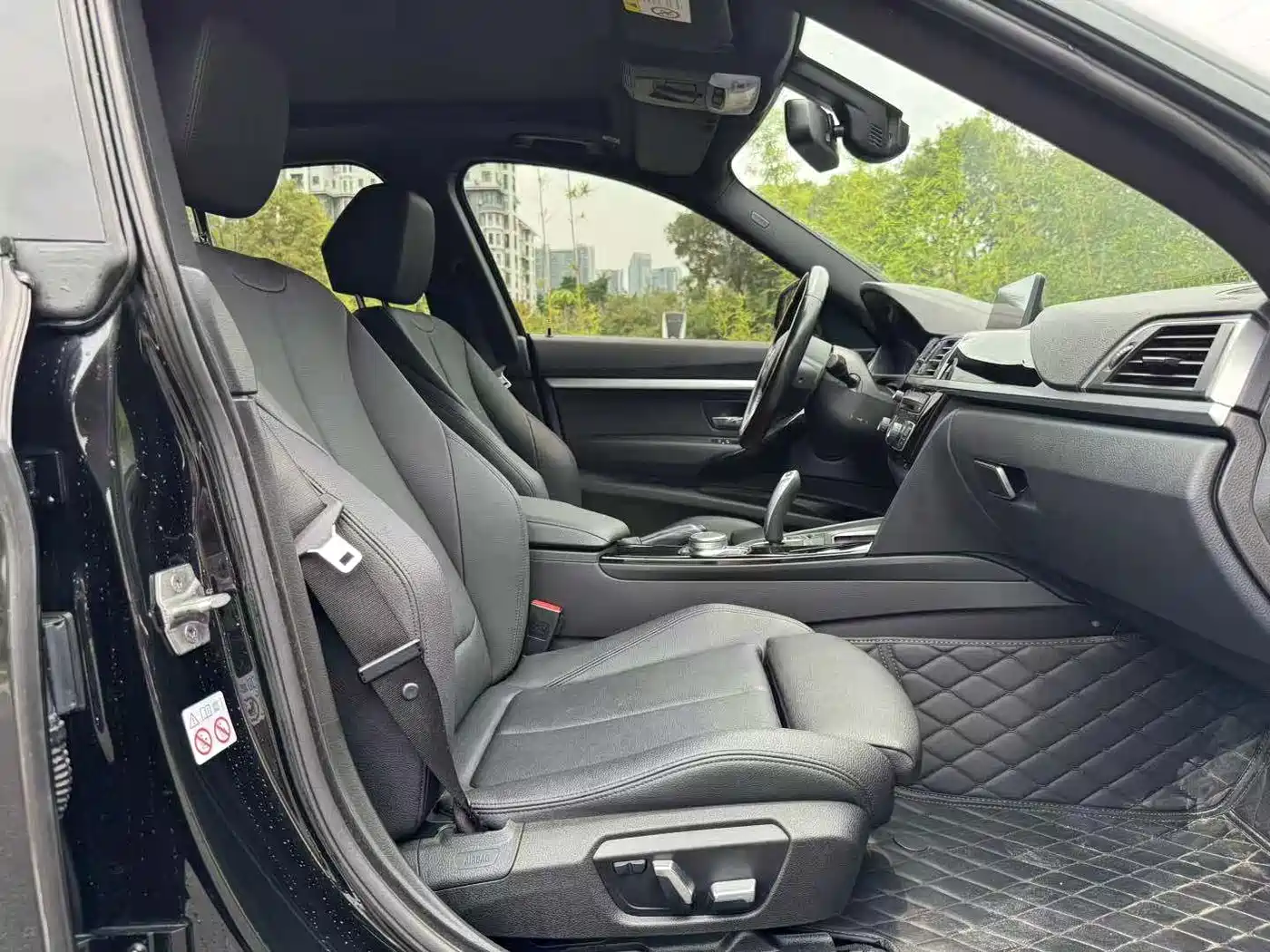 BMW 3 Series GT 2020 320i M Sport Package фото 4