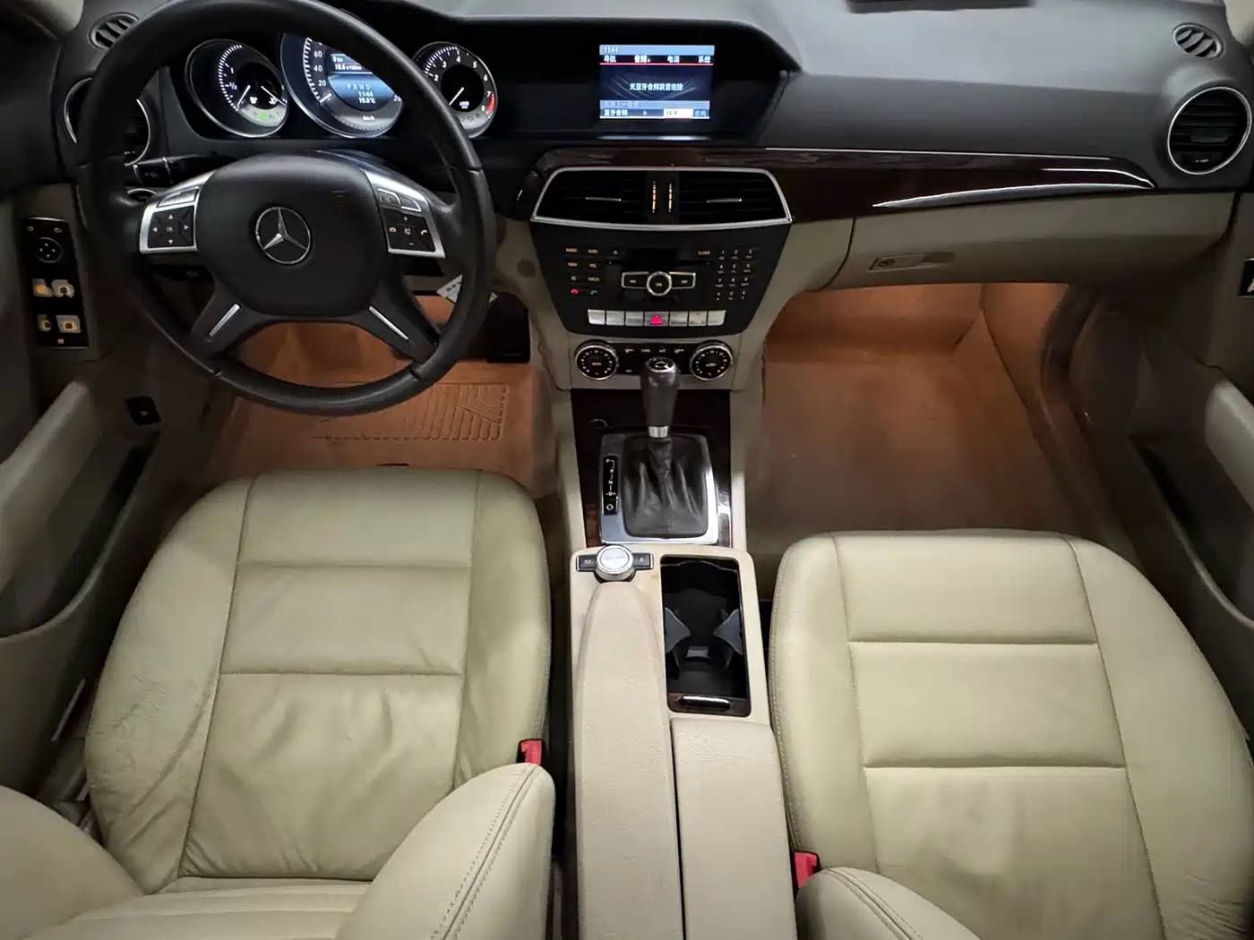 Mercedes-Benz C-Class 2013 C 260 Elegance Grand Edition фото 7