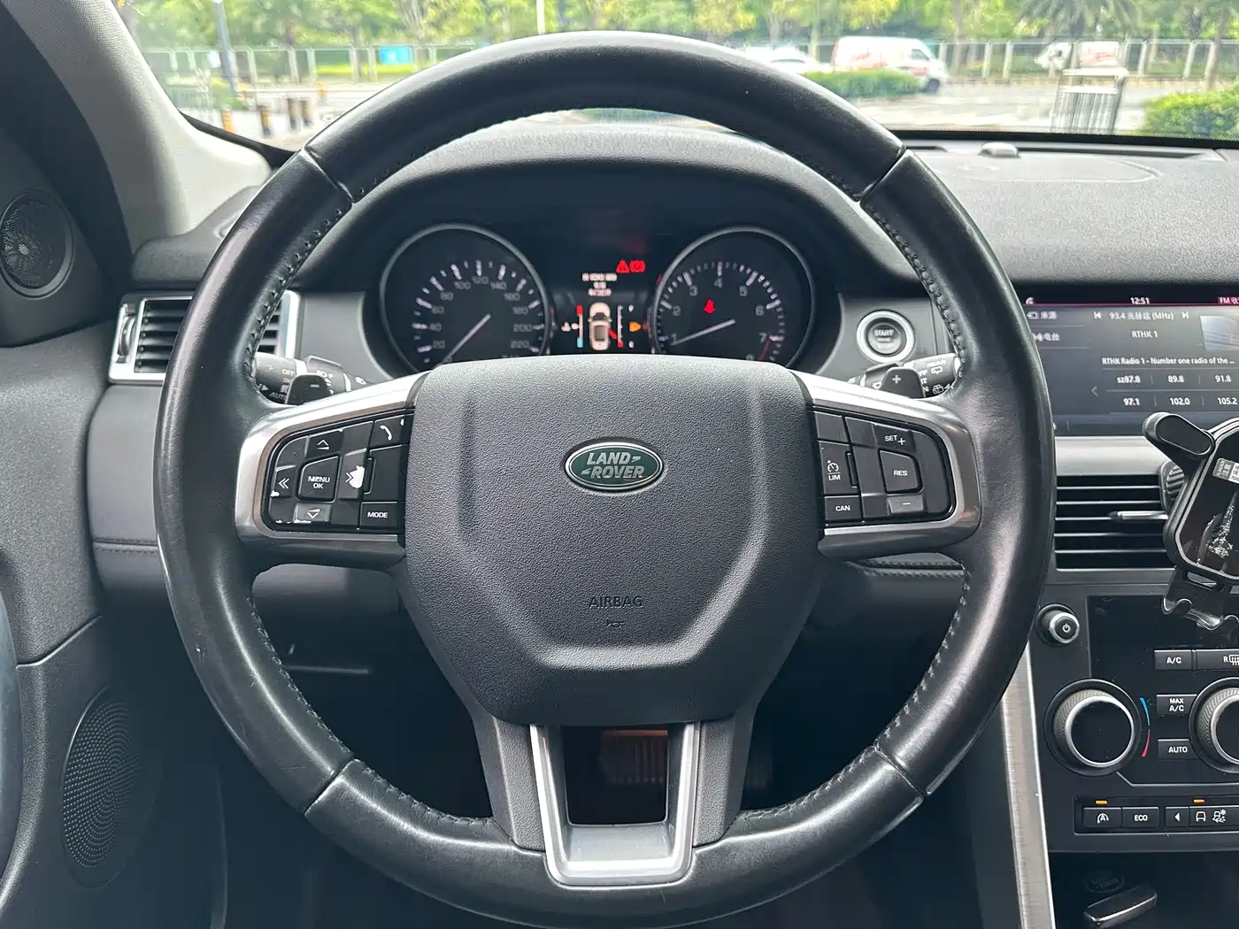 Land Rover Discovery Sport 2016 2.0T SE фото 14
