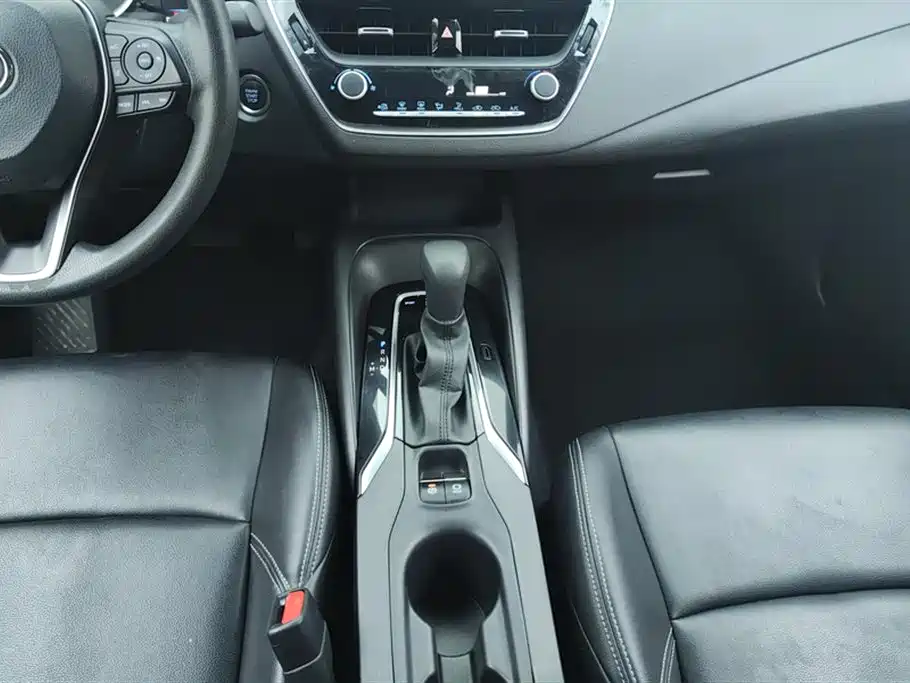 Toyota Levin 2022 185T CVT Luxury Edition фото 16