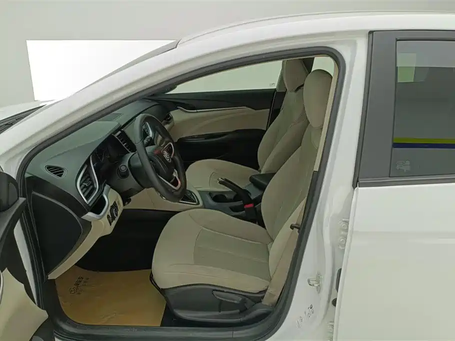 Buick Excelle 2021 Exemplar 1.5L Auto Progressive фото 9