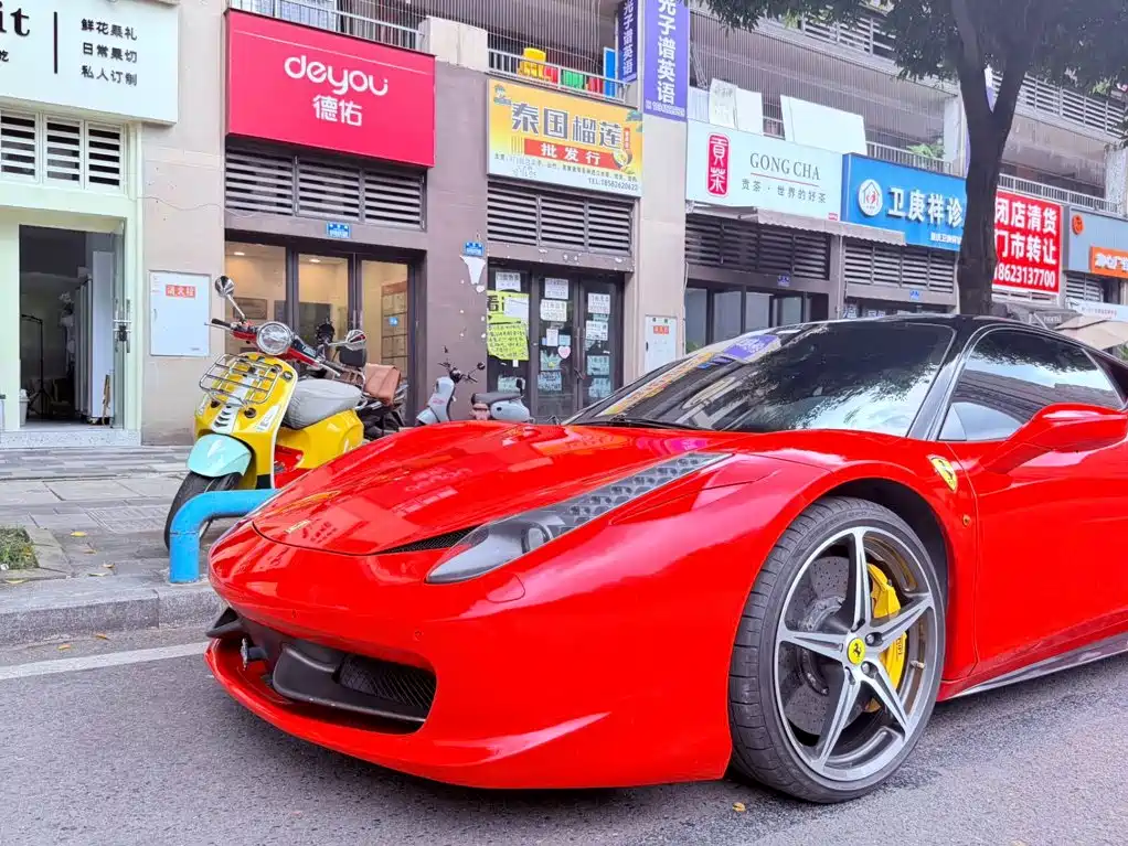 Ferrari 458 2013 2011 4.5L Italia