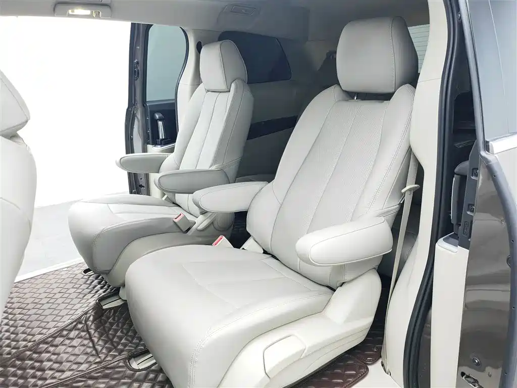 Buick GL8 2020 Model Land Business Class 652T Comfort фото 15