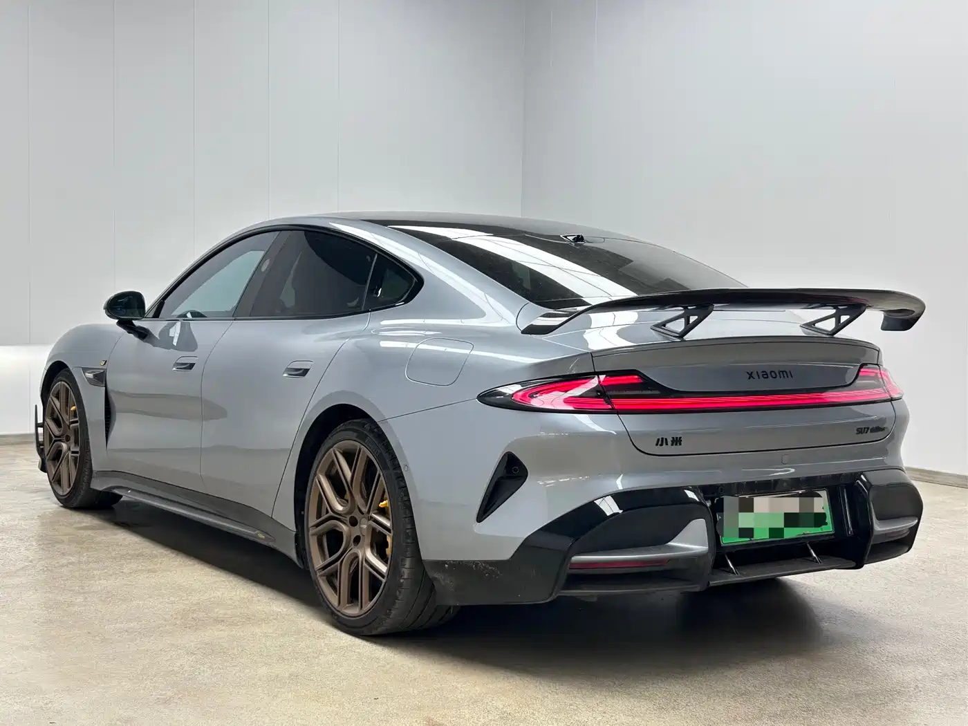 XIAOMI CAR XIAOMI SU7 ULTRA