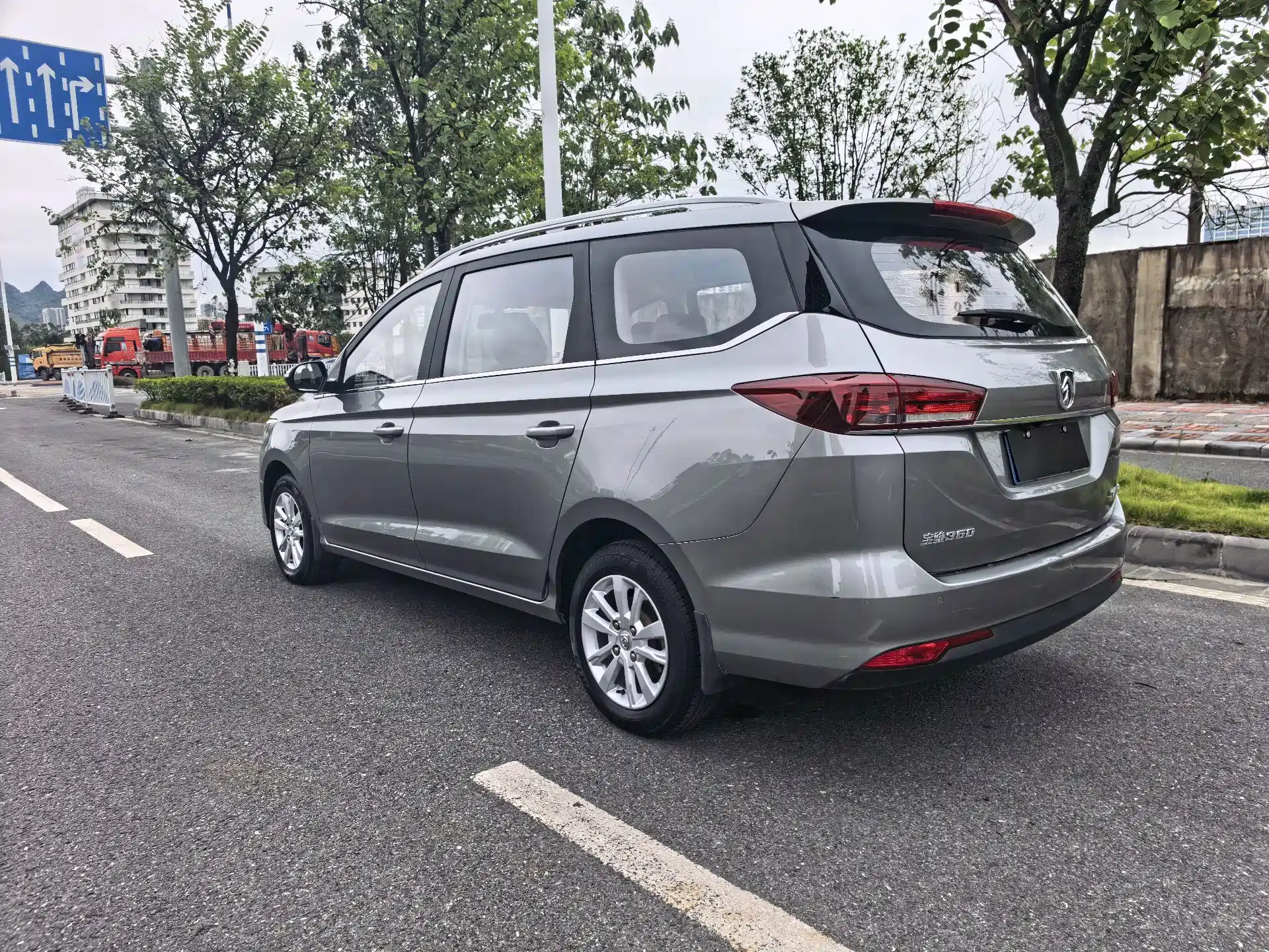Фото 6 - Baojun 360