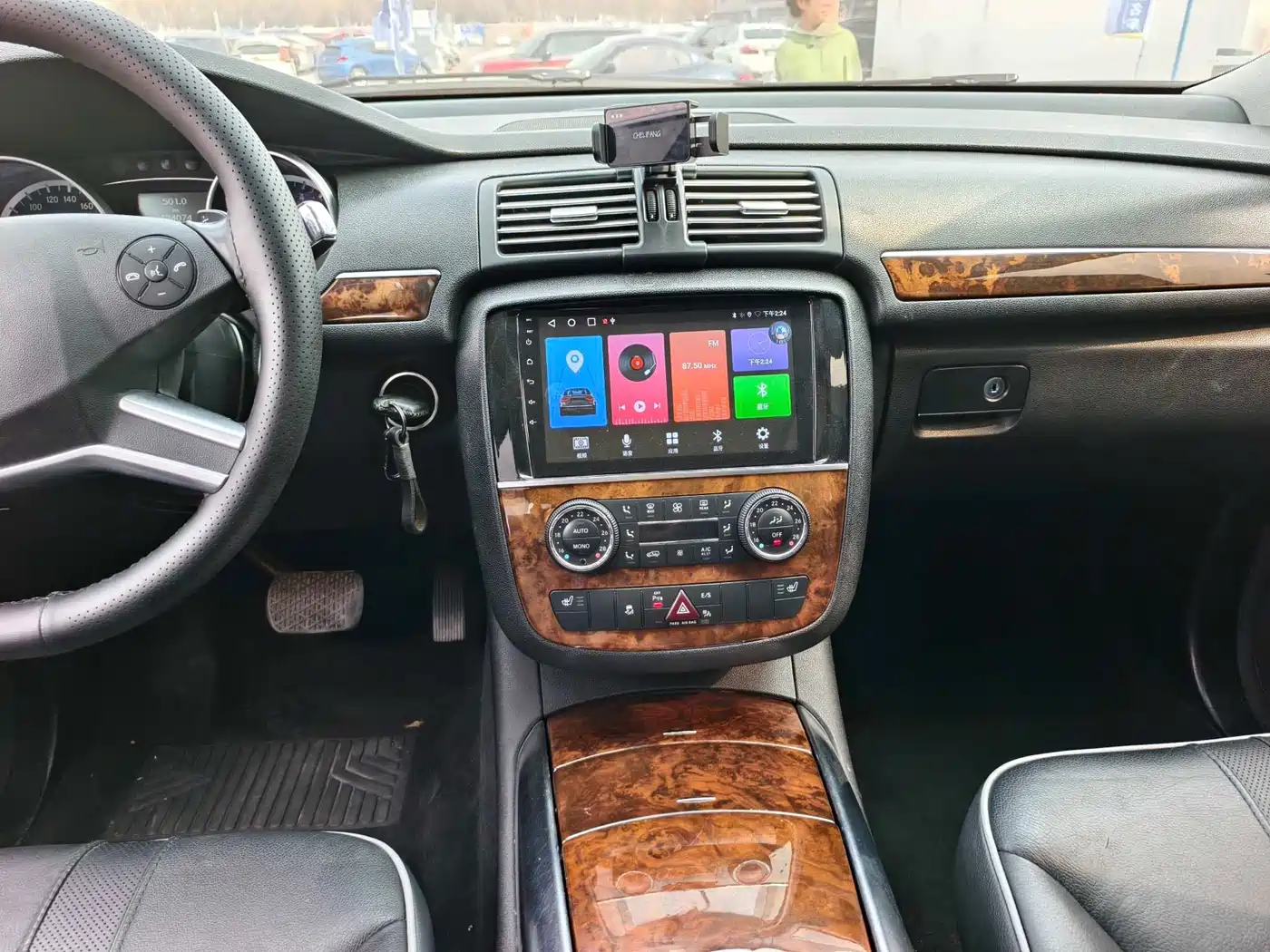 Mercedes-Benz R-Class 2010 R 300 L Luxury Edition фото 13