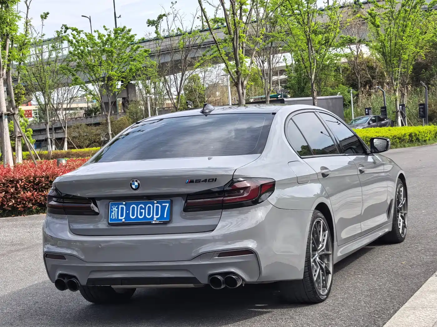 BMW 5 Series 2019 530Li Leading Luxury Package фото 6