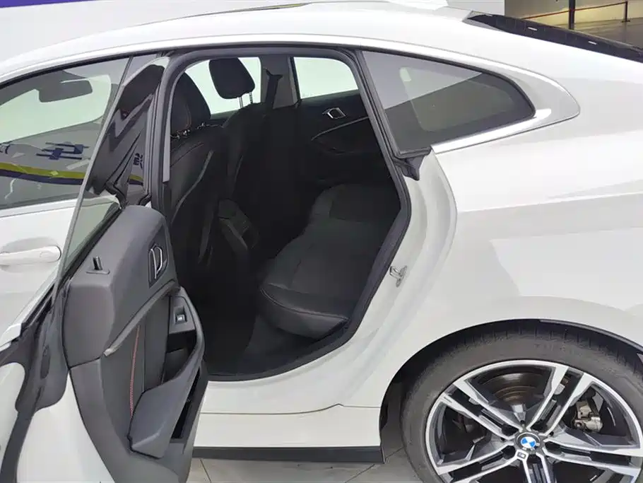 BMW 2 Series (Import) 2021 225i 4-Door Gran Coupe M Sport Package фото 11