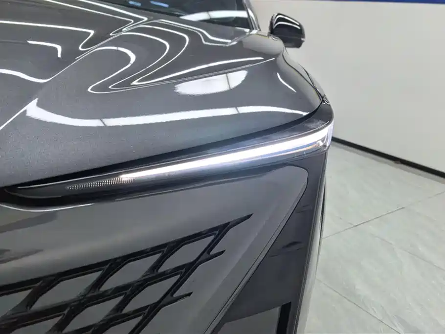 CHANGAN UNI-T