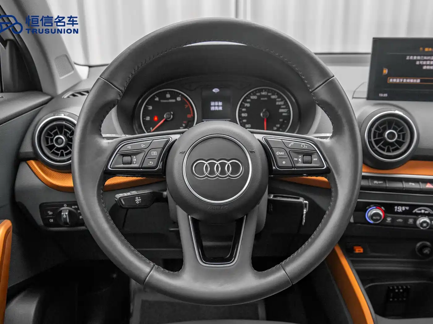 Audi Q2L 2018 35 TFSI Fashion Elegance China V фото 18