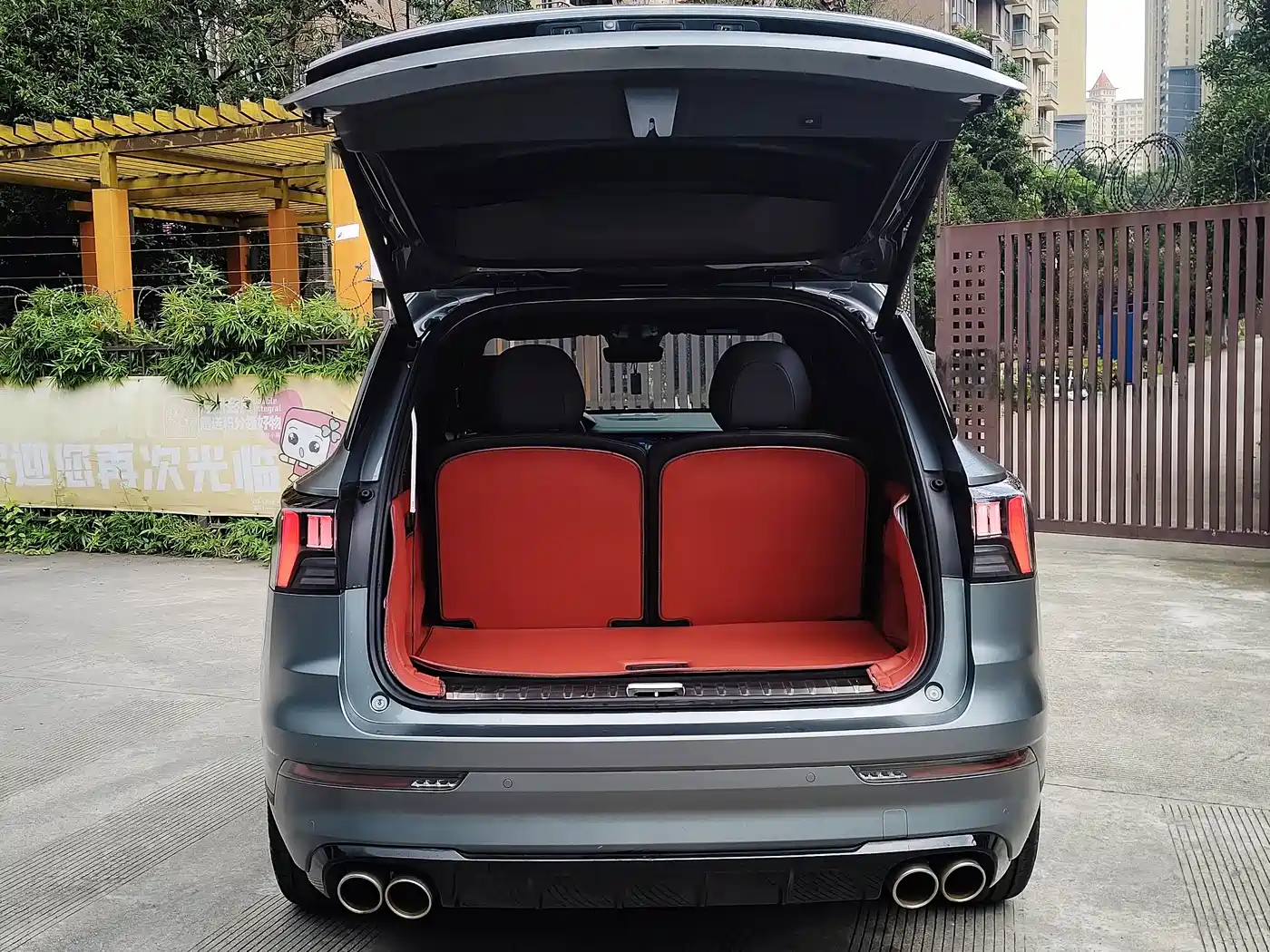 Lynk & Co 09 2022 2021 2.0T Halo 6-Seater