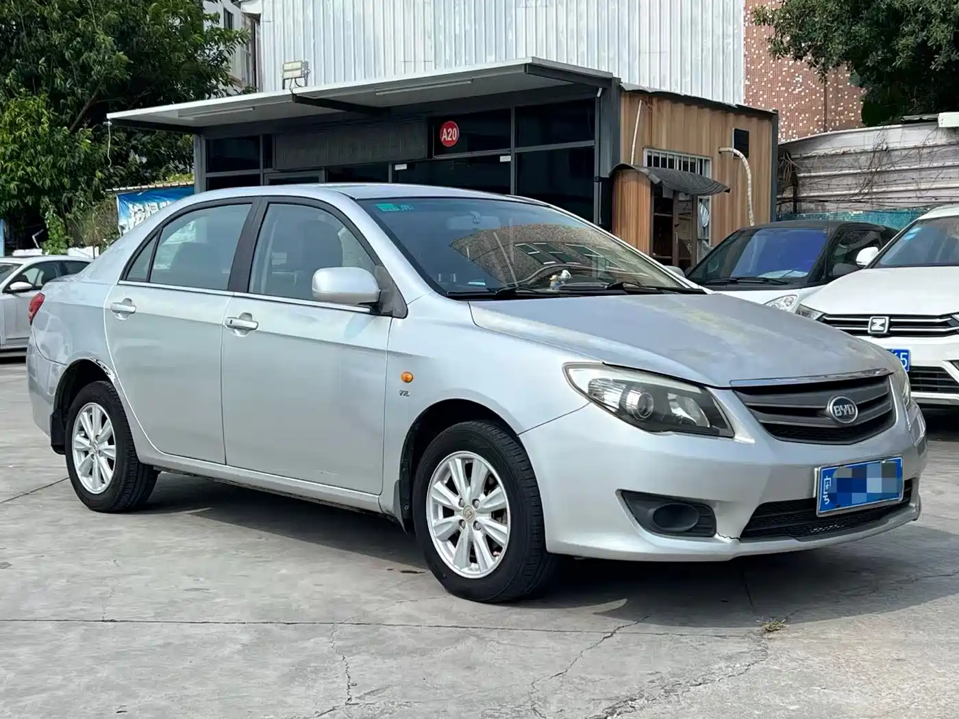 2015 BYD L3