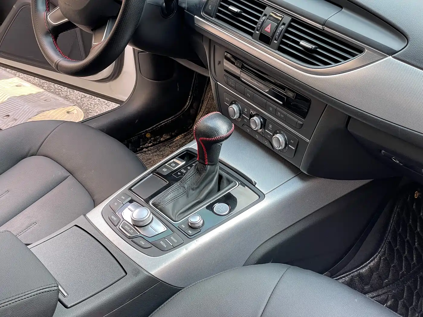 Audi A6L 2014 TFSI Comfort фото 15