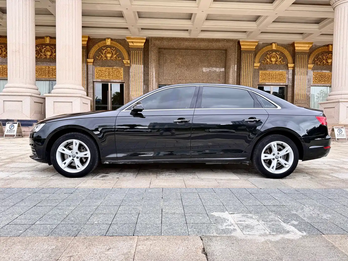 Audi A4L 2017 Plus 40 TFSI Fashion фото 12