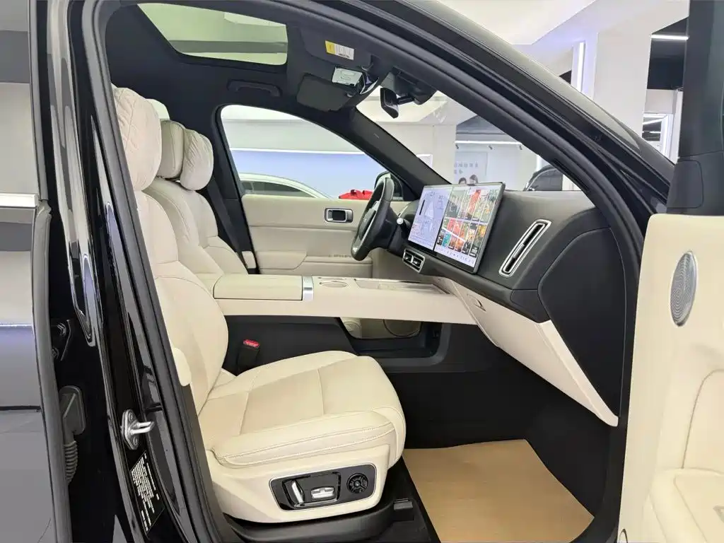 Li Auto L7 2025 2025 Max Smart Renewal Edition
