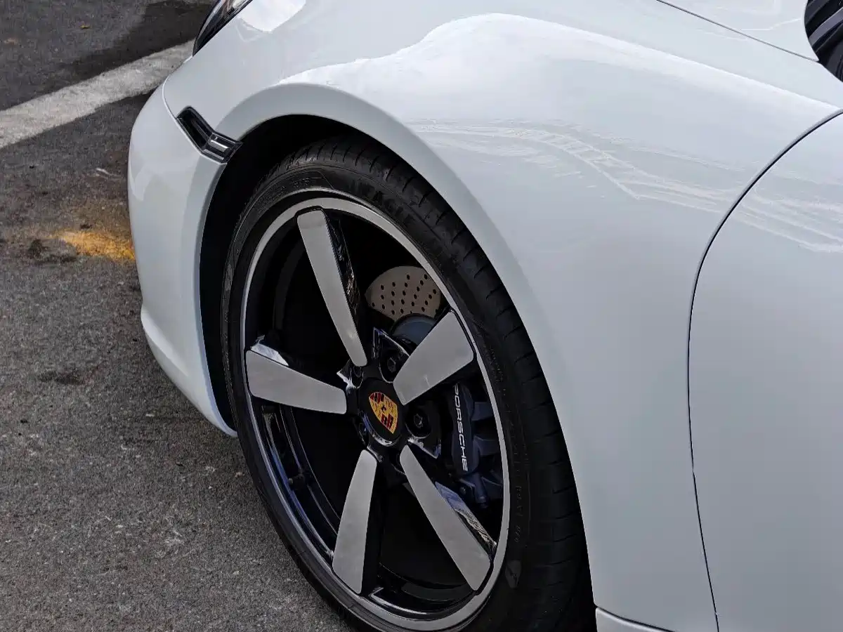 Фото 3 - Porsche 911