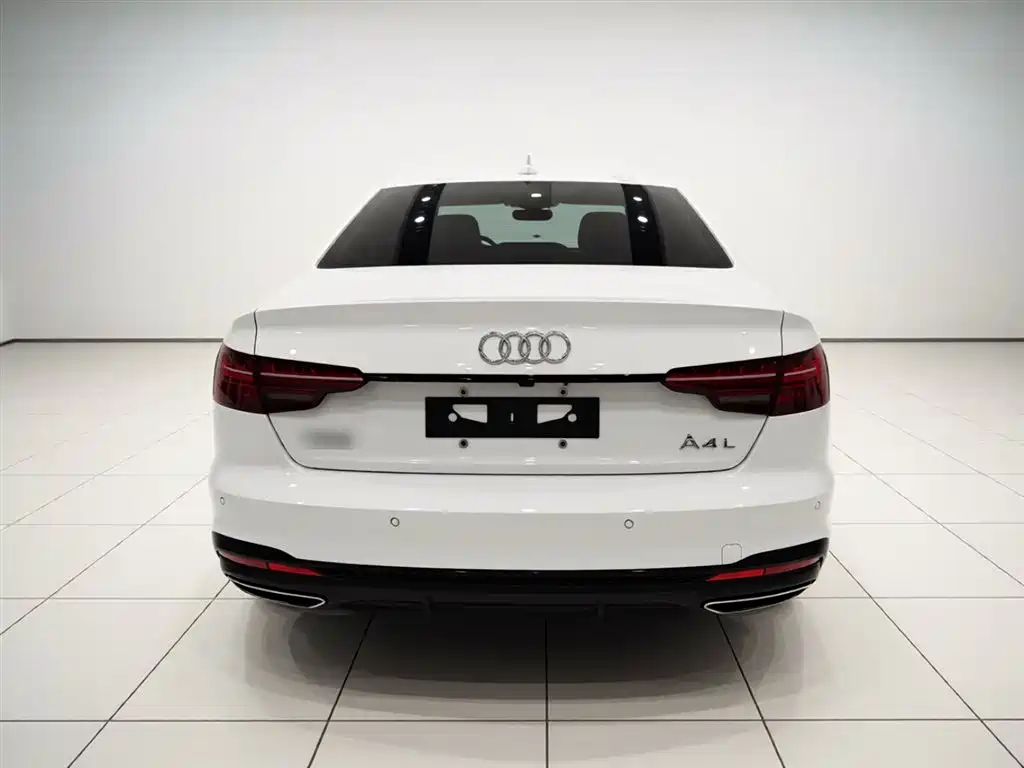 Audi A4L 2022 40 TFSI Luxury Dynamic фото 4