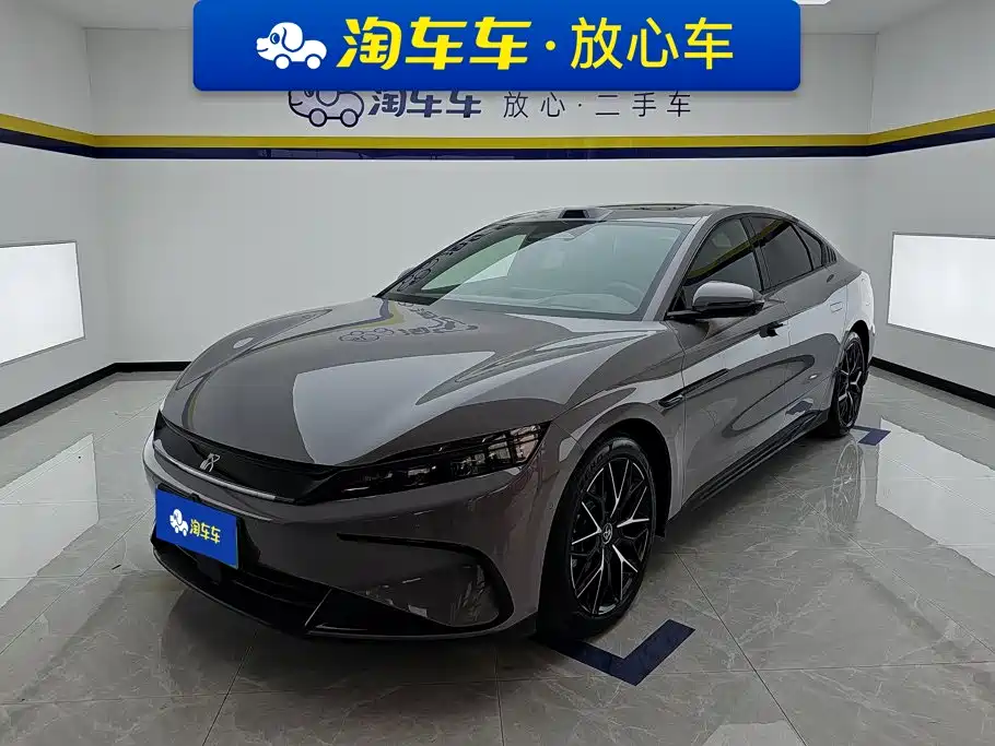  BYD Han 2025 DM-i Smart Driving Edition 125KM Honor