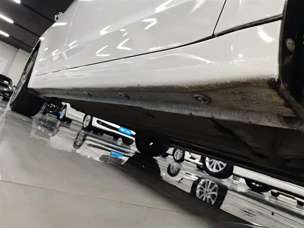 Hyundai Elantra 2016 Model 1.6L Automatic Smart Elite фото 21