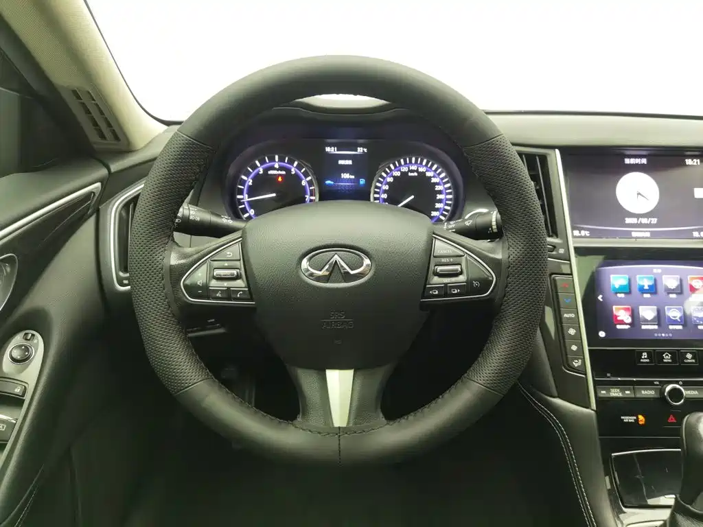 Фото 11 - Infiniti Q50L