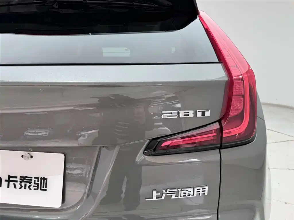 Cadillac XT4 2018 Model 28T 2WD Technology фото 10