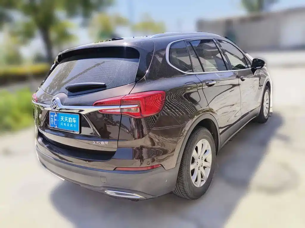 Фото 2 - Buick Envision Plus