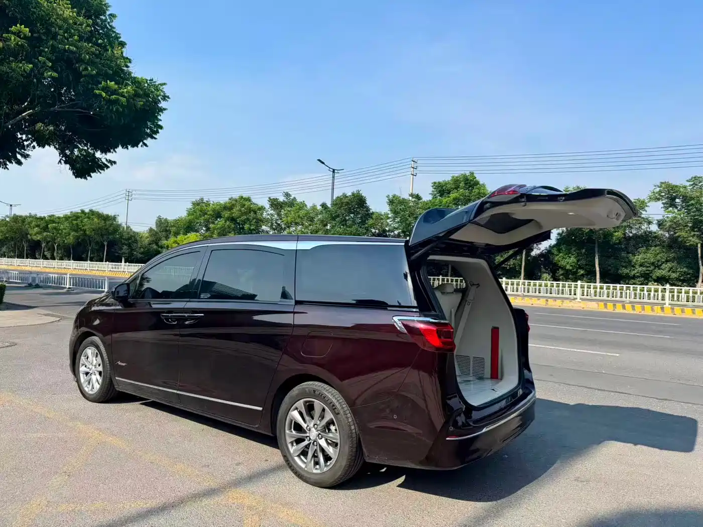 BUICK GL8