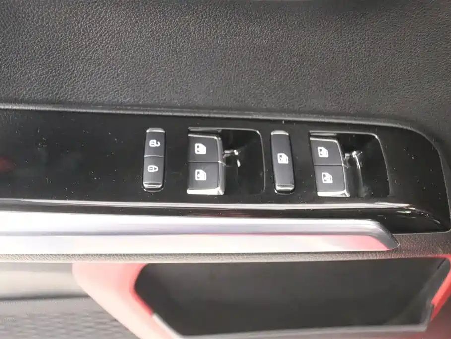 BAIC ORV Beijing Offroad BJ40 2018 PLUS 2.3T Automatic AWD Flagship China V фото 13