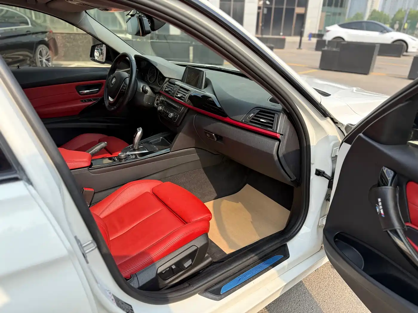 BMW 3 Series 2013 316i Sport Design Package фото 11