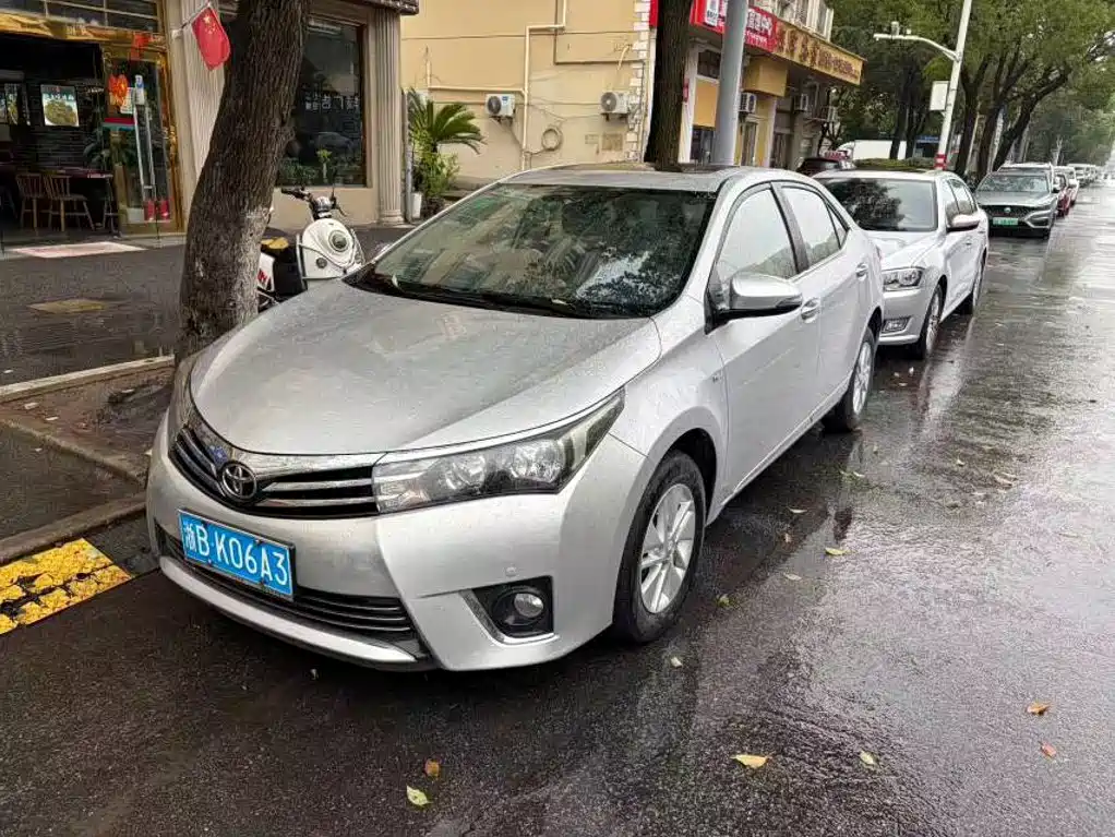 صورة 5 - Toyota Corolla