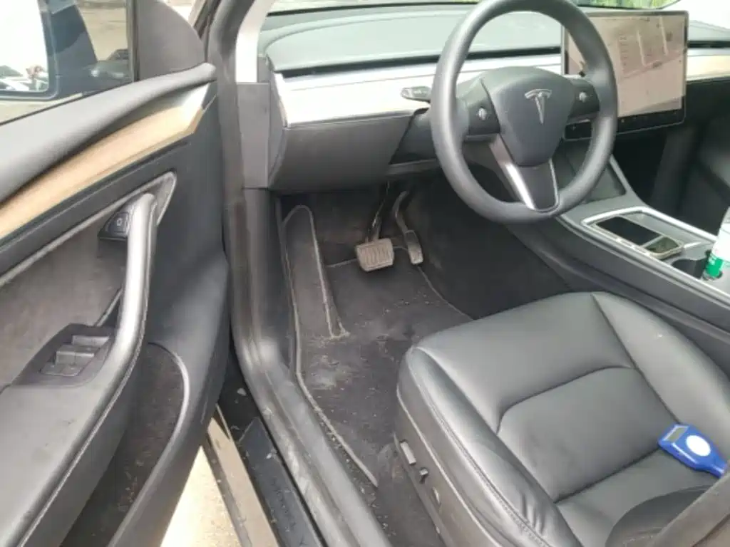 Tesla Model Y 2021 2021 Standard Range Rear-Wheel Drive